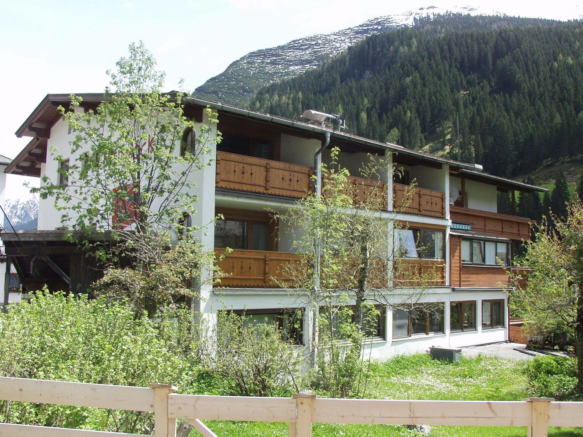 Appartements Steinbock - Ski-In & Ski-Out Tux Extérieur photo
